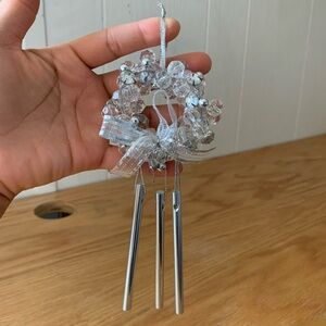 Avon Shimmering Windchimes Ornament - Clear Beads & Stones Like New